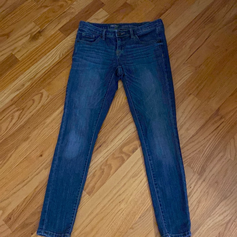 Mossimo size 6short Jeans